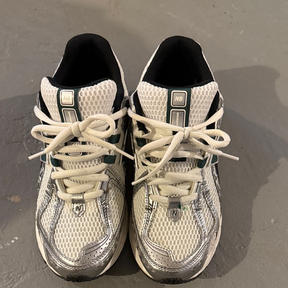 New balance ' White and Black Sneakers